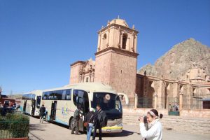 Bus Puno Cusco ruta del Sol museo Pucara